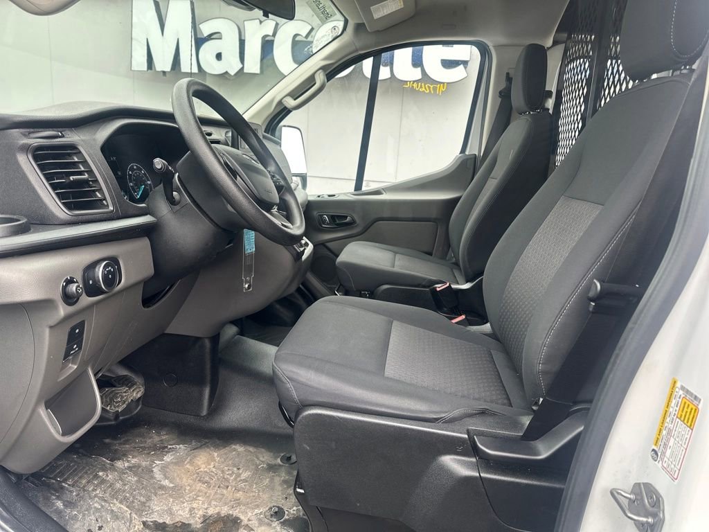 Certified 2024 Ford Transit 250 Low Roof w/ Exterior Upgrade Package image 38