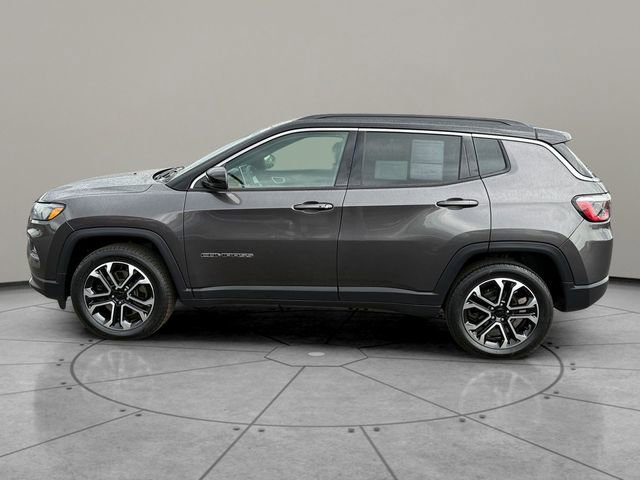 Used 2023 Jeep Compass Limited AWD/4WD image 9