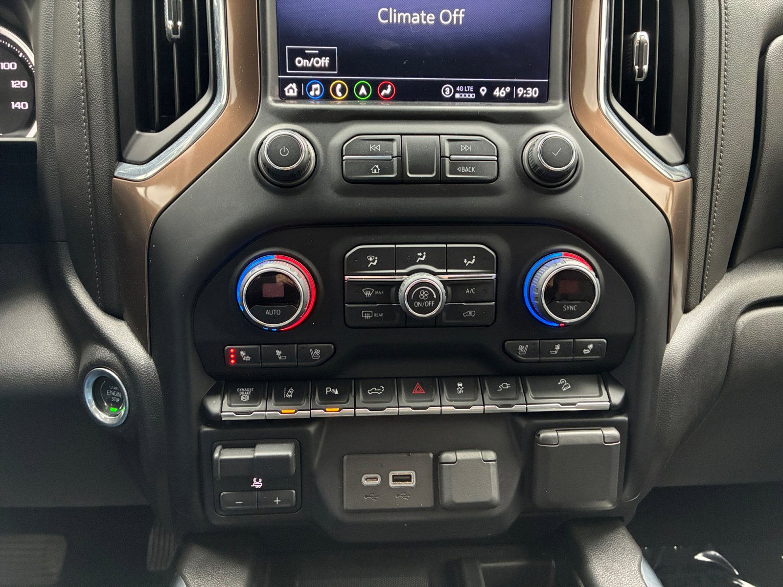 Used 2022 Chevrolet Silverado 2500 High Country w/ Safety Package II AWD/4WD image 31