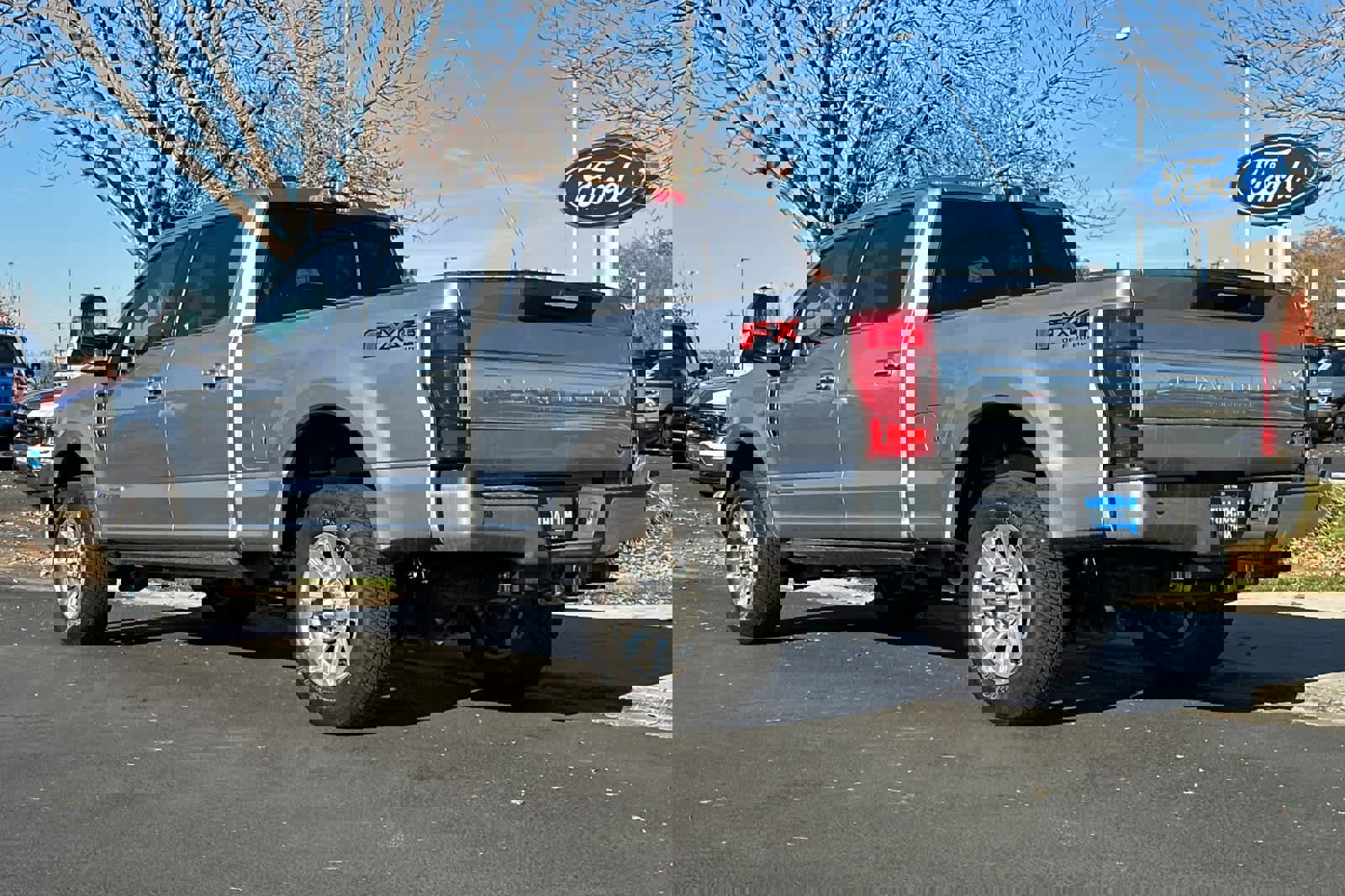 Certified 2021 Ford F250 Platinum image 3