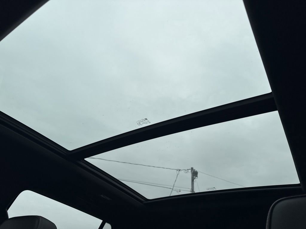 Used 2022 Chevrolet Tahoe RST w/ Luxury Package image 15