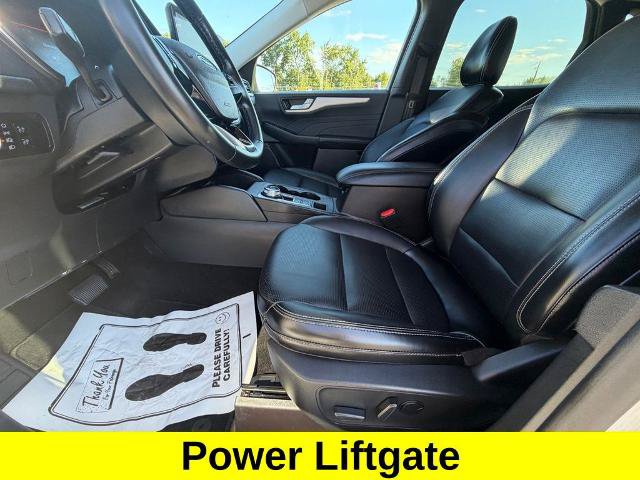 Certified 2025 Ford Escape Platinum AWD/4WD image 11