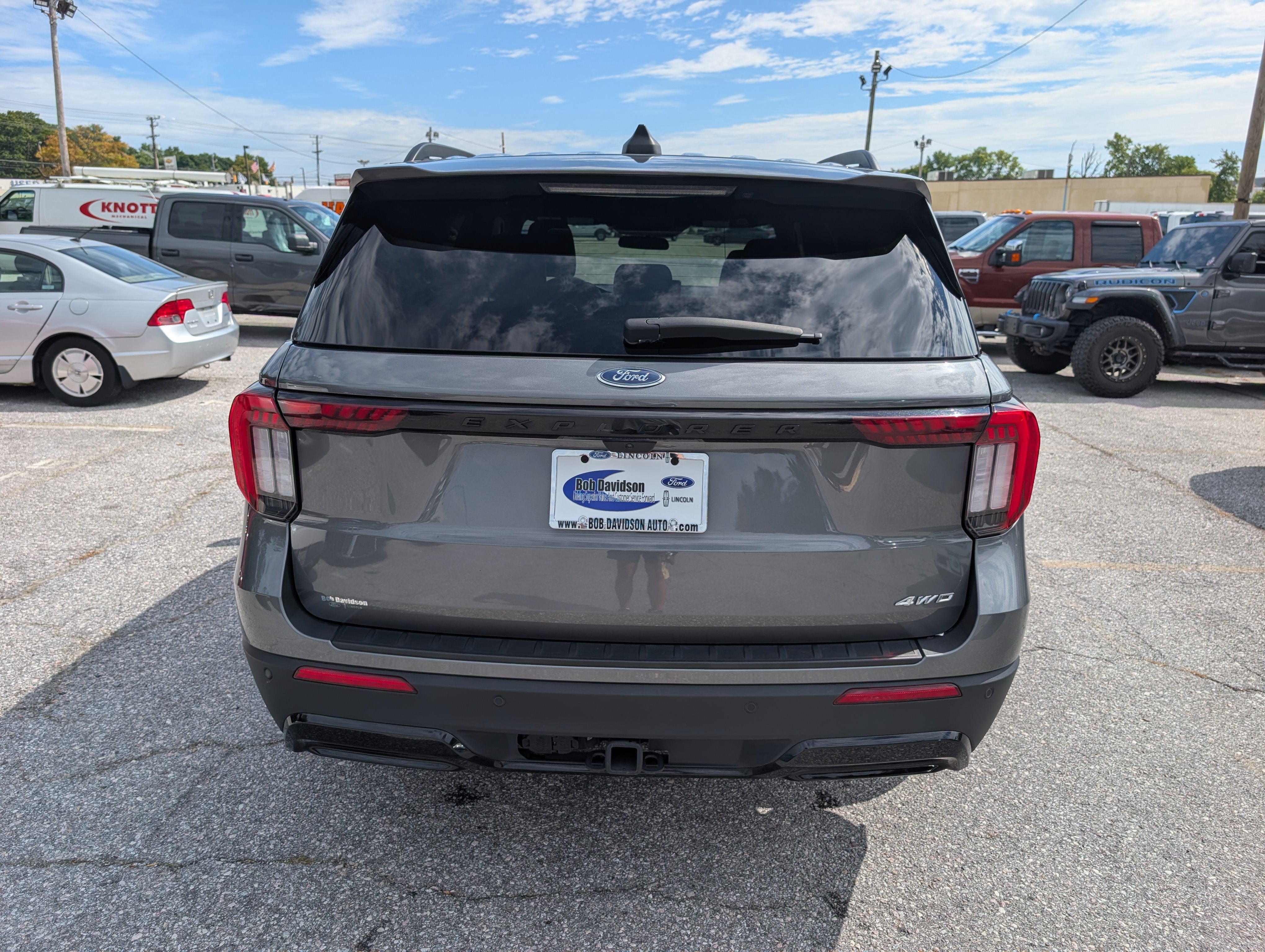 Certified 2025 Ford Explorer ST-Line w/ ST-Line Street Pack AWD/4WD image 6