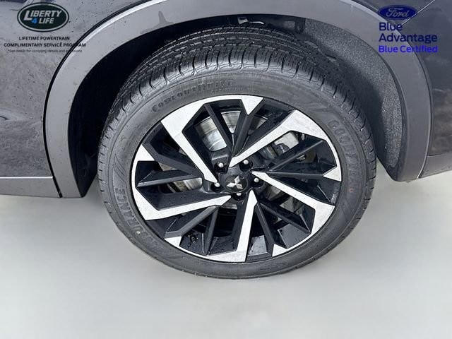 Used 2023 Mitsubishi Outlander SE image 30