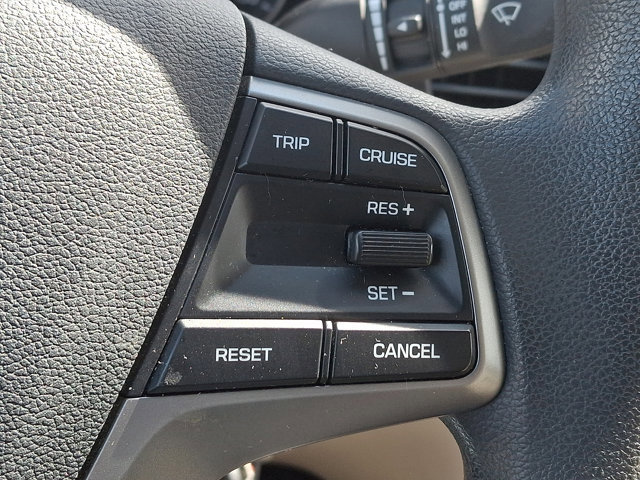 Used 2017 Hyundai Elantra SE FWD image 22
