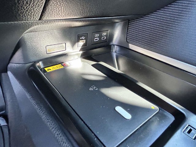 Used 2025 Toyota Camry SE FWD image 29