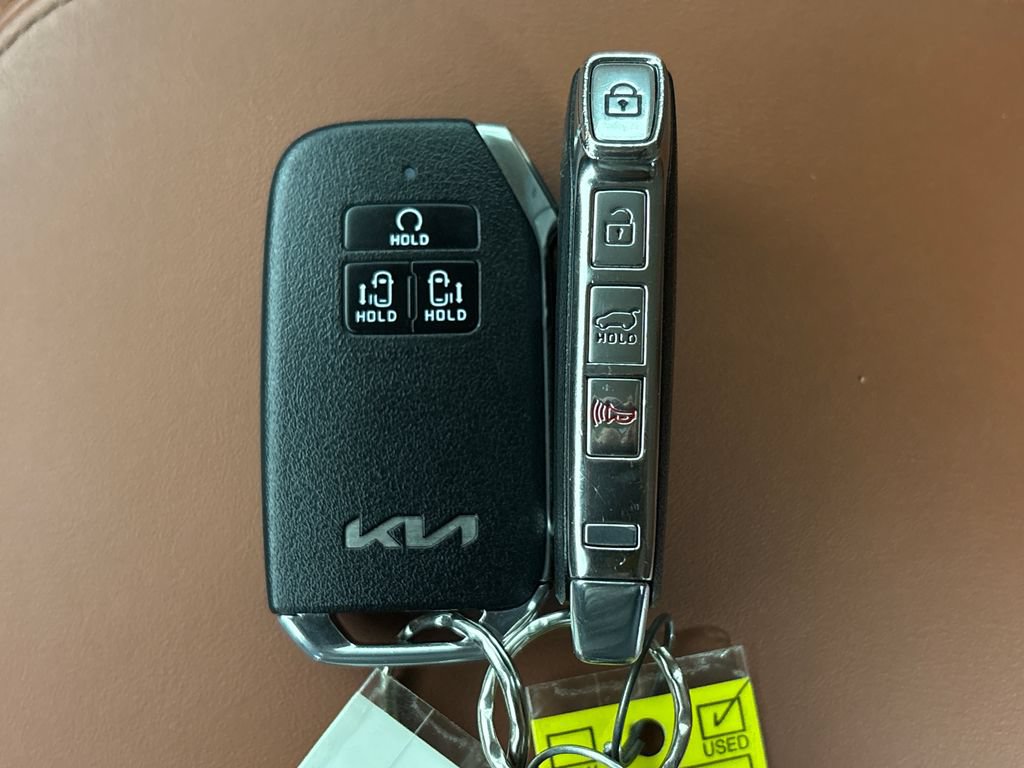 Used 2024 Kia Carnival SX FWD image 34