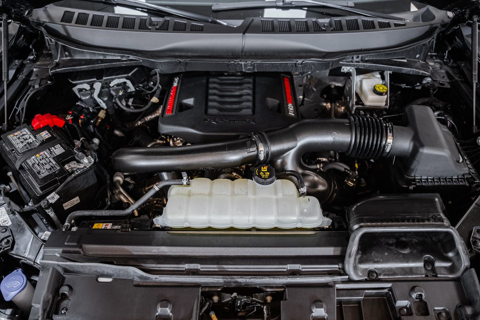 Certified 2025 Ford F150 Raptor image 27