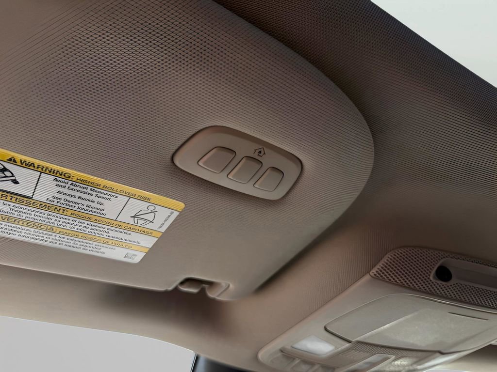 Certified 2024 Ford Expedition XLT image 24