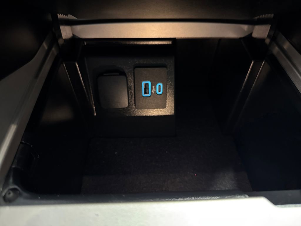 Certified 2023 Ford Explorer XLT AWD/4WD image 33