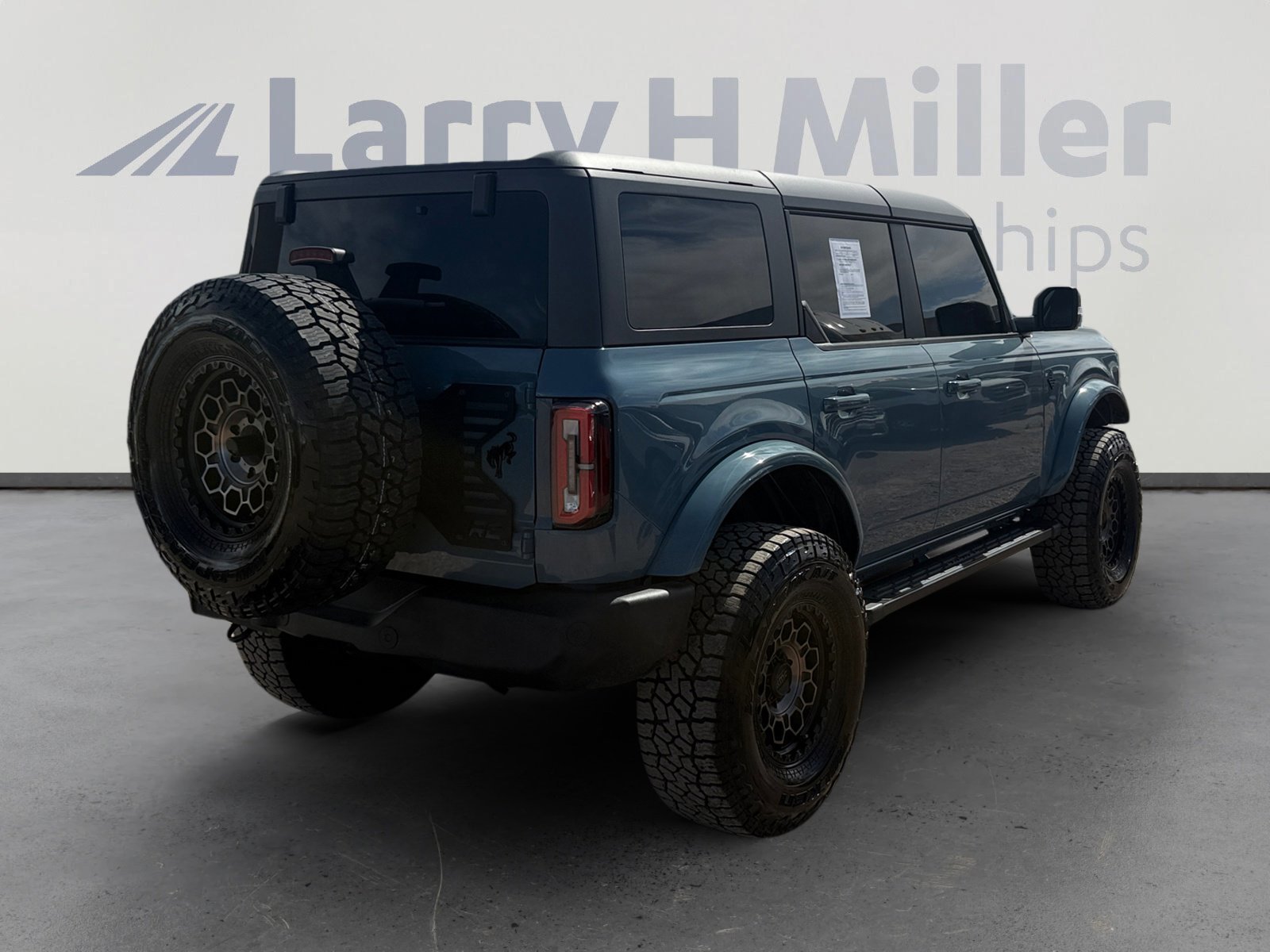 Certified 2023 Ford Bronco Outer Banks image 5