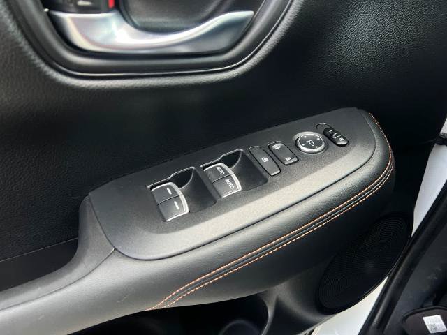 Used 2024 Honda HR-V Sport image 17