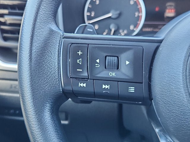 Used 2024 Nissan Rogue S AWD/4WD image 20