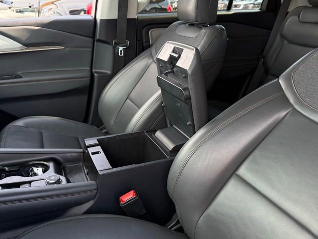 Certified 2025 Ford Explorer Active w/ Active Comfort Package AWD/4WD image 33