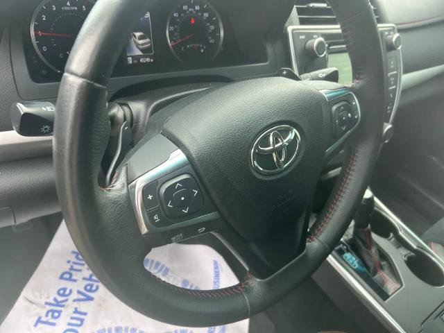 Used 2017 Toyota Camry XSE w/ Moonroof Package FWD image 13