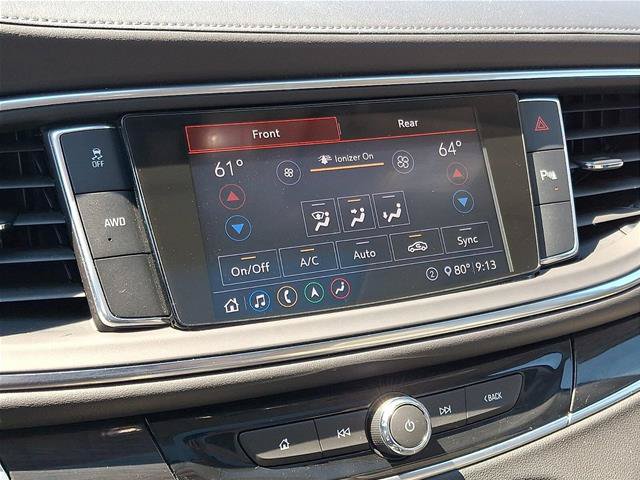 Used 2020 Buick Enclave Essence w/ Sound and Sites Package AWD/4WD image 22