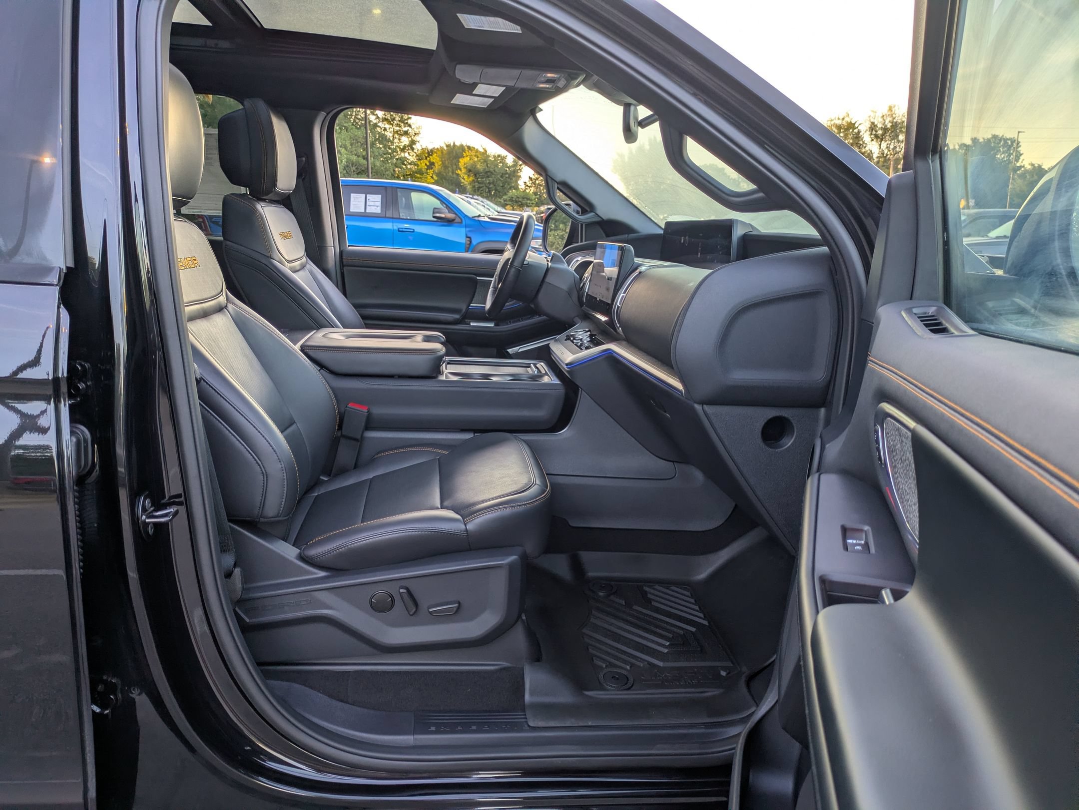 Certified 2026 Ford Expedition Tremor AWD/4WD image 37