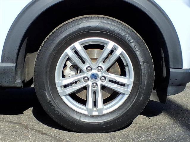 Certified 2021 Ford Explorer XLT w/ Equipment Group 202A image 23