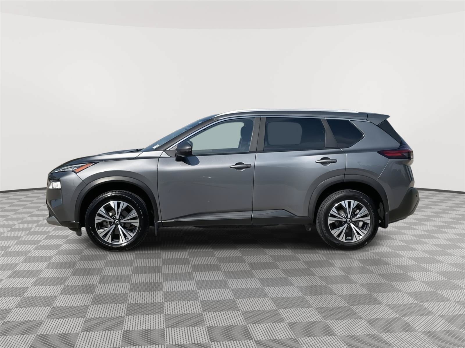 Used 2023 Nissan Rogue SV w/ SV Premium Package AWD/4WD image 2