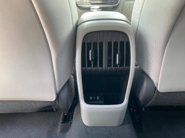 Used 2025 Hyundai Kona SEL FWD image 30