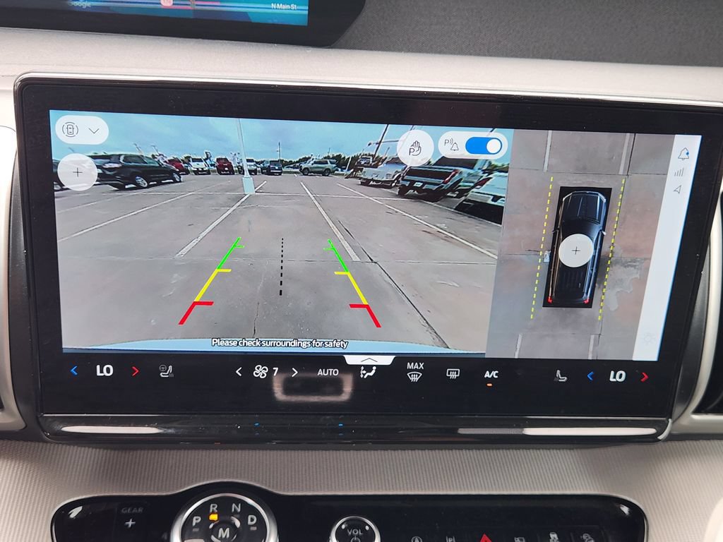 Certified 2025 Ford Expedition Active AWD/4WD image 21