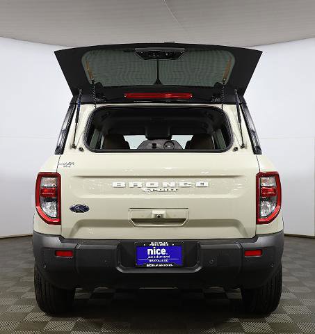 Certified 2025 Ford Bronco Sport Outer Banks w/ Outer Banks Tech Package+ AWD/4WD image 23