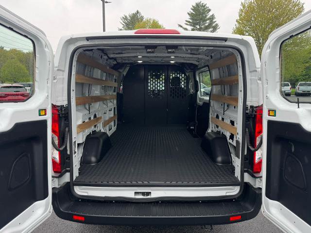 Certified 2025 Ford Transit 250 Low Roof w/ Exterior Upgrade Package RWD image 5