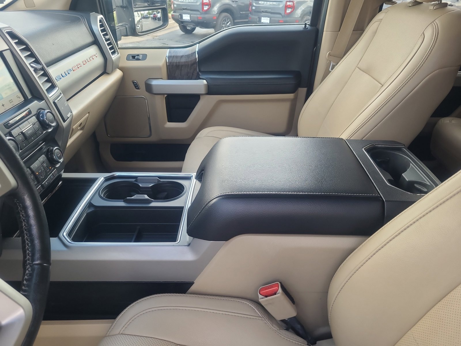 Certified 2017 Ford F250 Lariat w/ Chrome Package AWD/4WD image 15