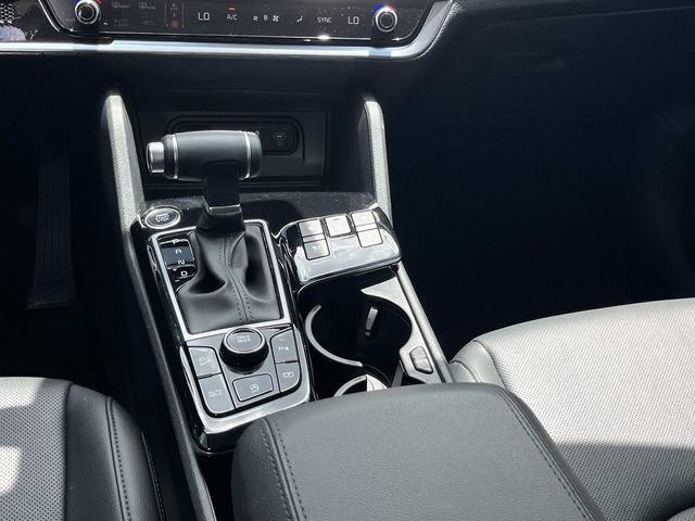Used 2025 Kia Sportage SX FWD image 20