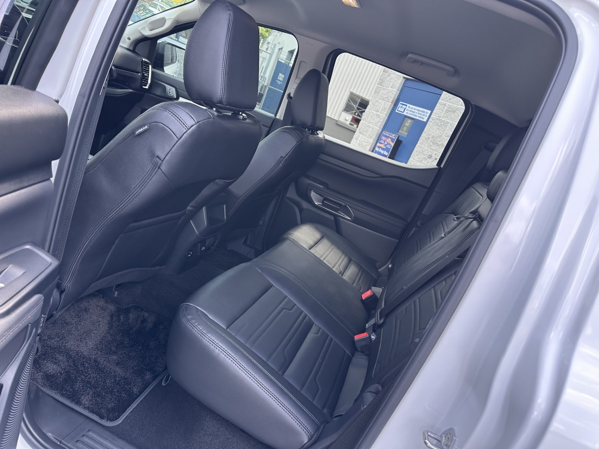 Certified 2025 Ford Ranger Lariat w/ FX4 Off-Road Package AWD/4WD image 10