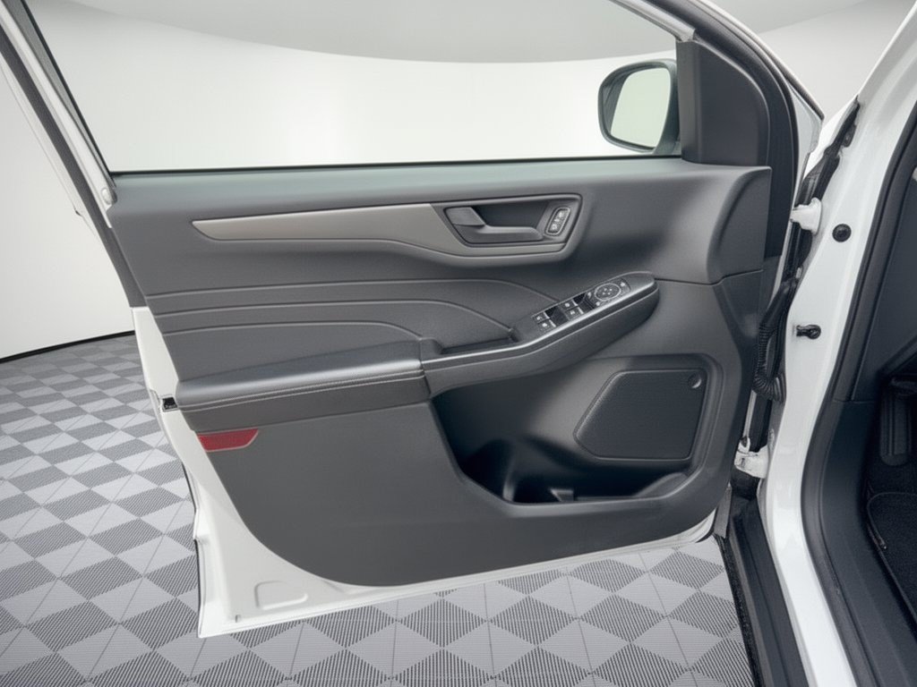 Certified 2025 Ford Escape Active FWD image 14