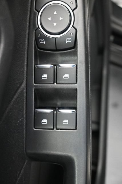 Certified 2025 Ford Escape ST-Line AWD/4WD image 7