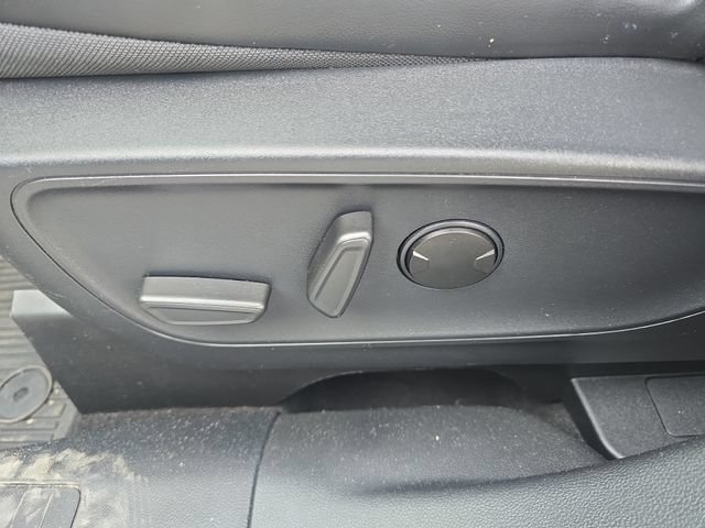 Certified 2024 Ford Escape ST-Line w/ Tech Pack #1 AWD/4WD image 13
