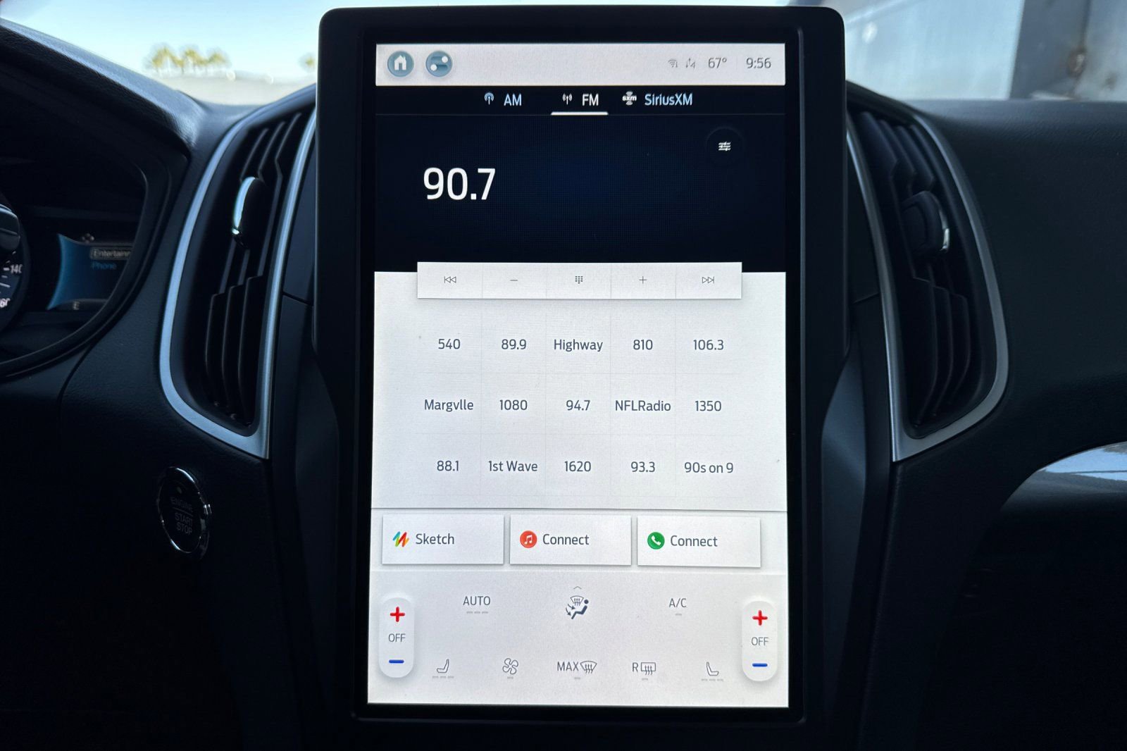 Certified 2024 Ford Edge SEL w/ Convenience Package image 15