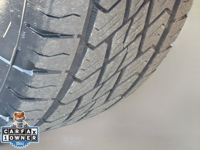 Used 2024 Volkswagen Atlas Peak Edition SE AWD/4WD image 45