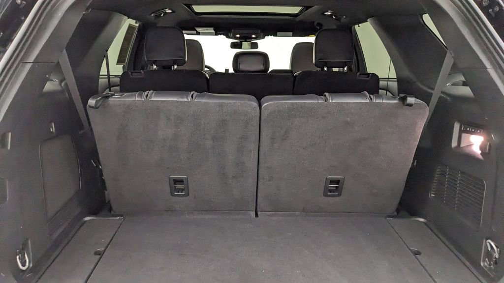 Certified 2023 Ford Explorer ST AWD/4WD image 8