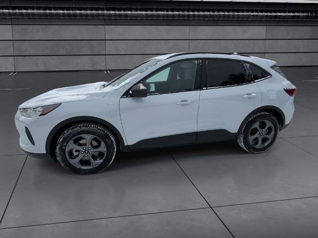 Certified 2025 Ford Escape ST-Line w/ Cold Weather Package image 4