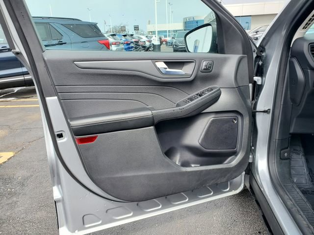 Certified 2023 Ford Escape Active w/ Tech Pack #2 AWD/4WD image 9