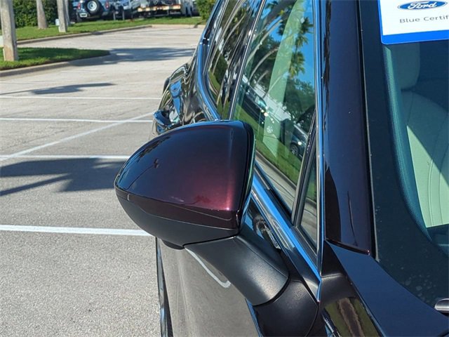 Used 2023 Buick Envision Avenir image 12