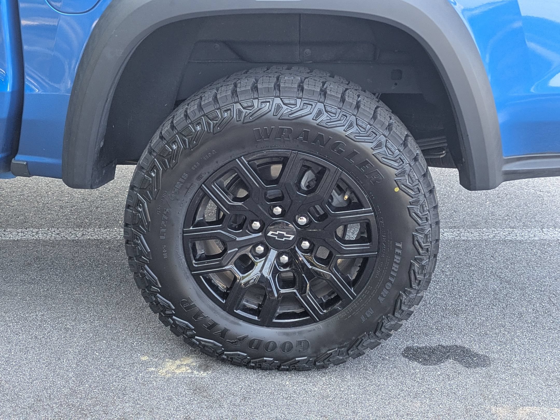 Used 2023 Chevrolet Colorado Trail Boss w/ Advanced Trailering Package AWD/4WD image 8