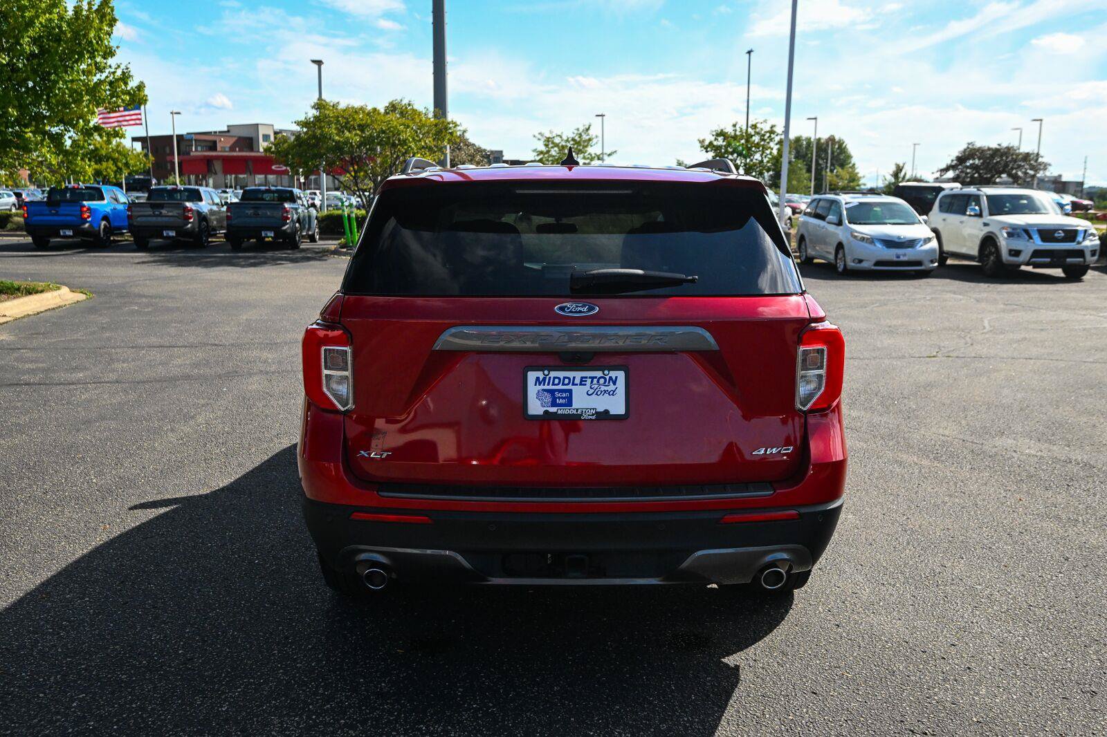 Certified 2024 Ford Explorer XLT w/ Equipment Group 202A AWD/4WD image 6