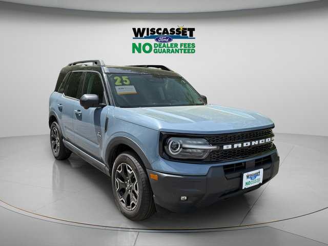 Certified 2025 Ford Bronco Sport Outer Banks w/ Outer Banks Tech Package+ AWD/4WD image 33