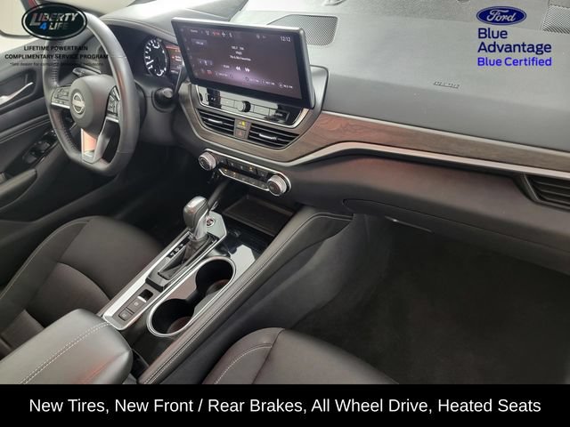 Used 2023 Nissan Altima 2.5 SV w/ SV Premium Package AWD/4WD image 18