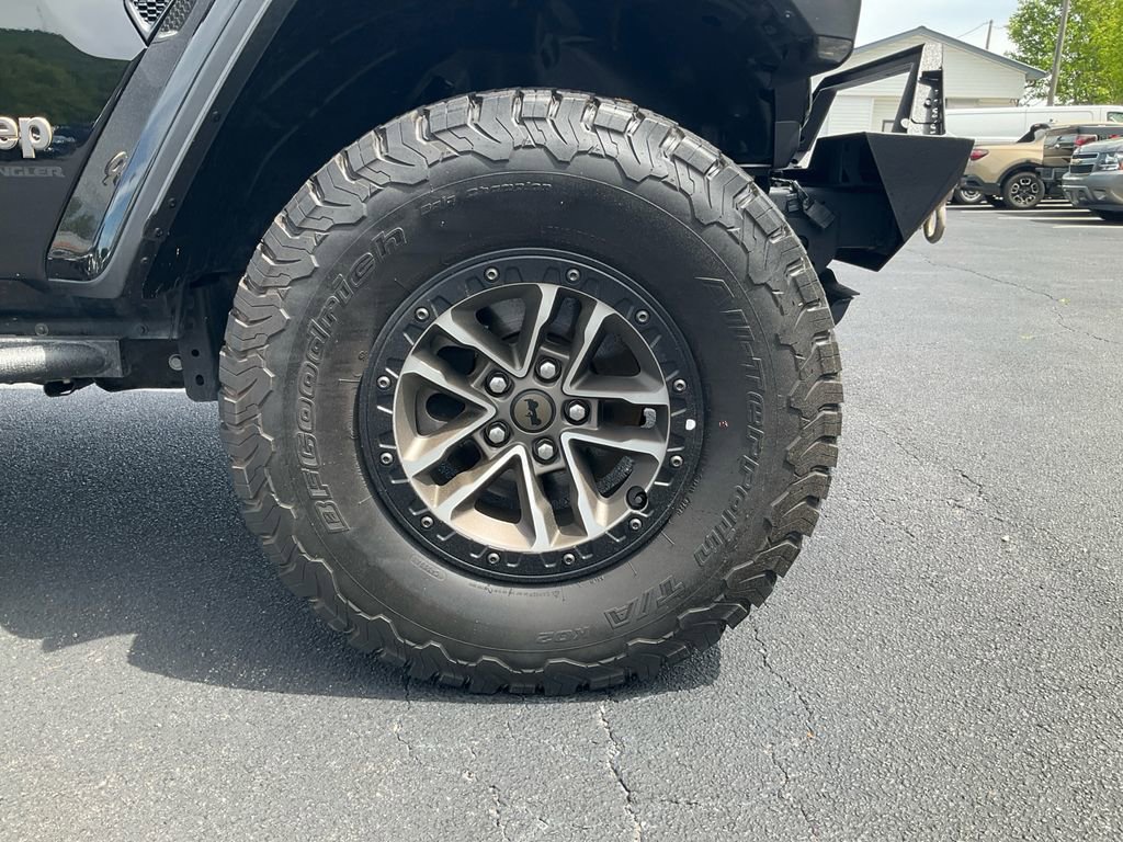 Used 2024 Jeep Wrangler Unlimited Rubicon 392 w/ Dual Top Group AWD/4WD image 10