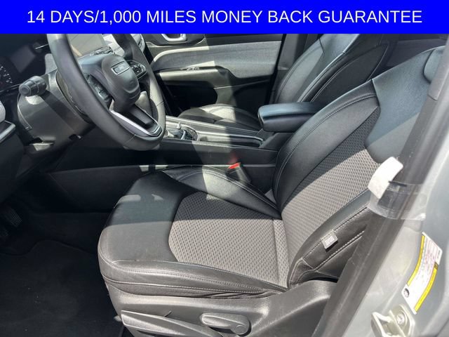 Used 2024 Jeep Compass Latitude AWD/4WD image 12