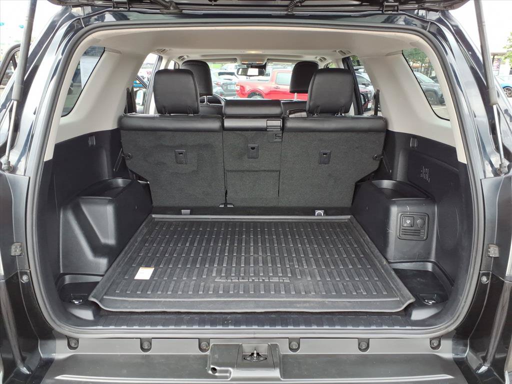 Used 2021 Toyota 4Runner Limited AWD/4WD image 7