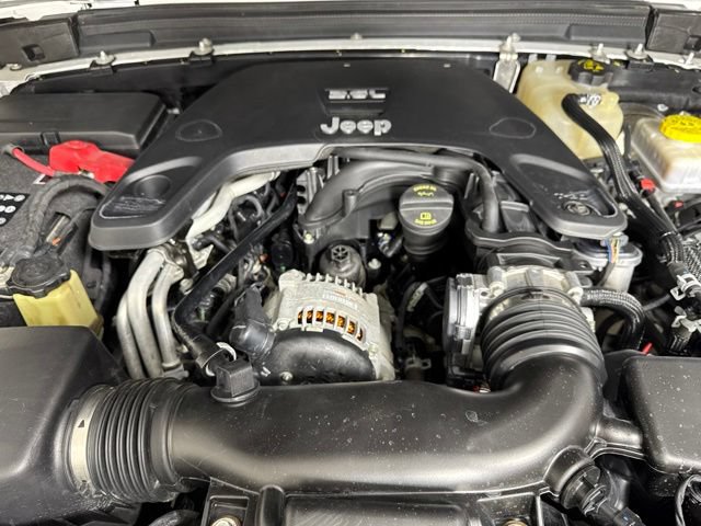 Used 2018 Jeep Wrangler Unlimited Rubicon AWD/4WD image 9