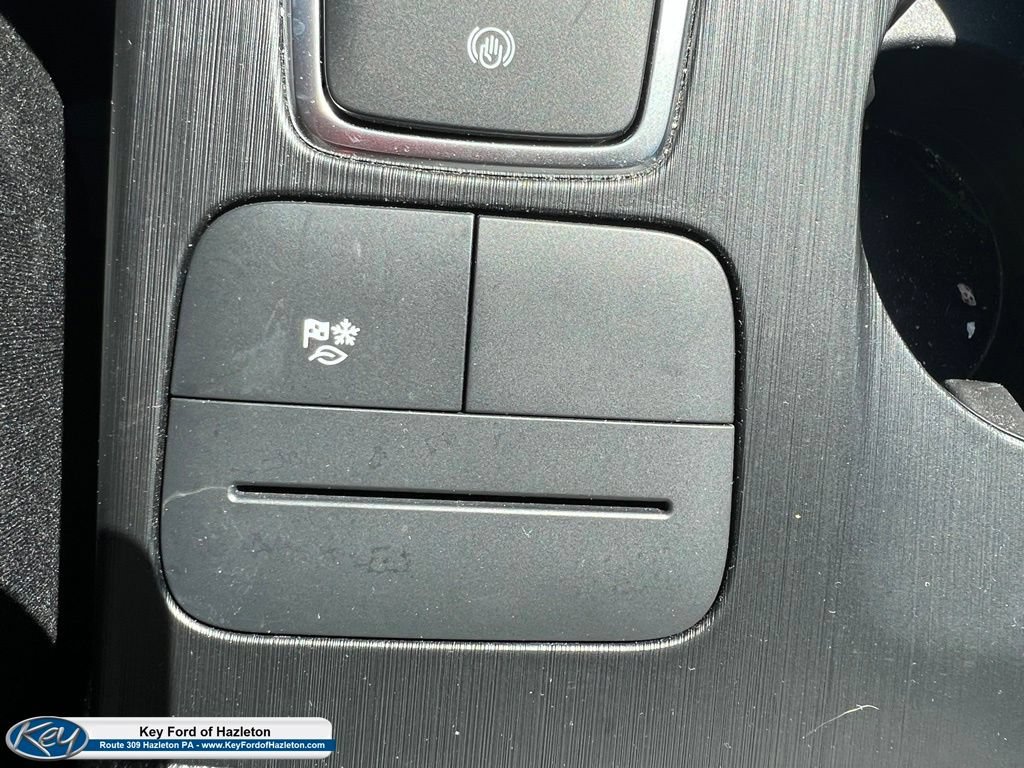 Certified 2024 Ford Escape ST-Line w/ Equipment Group 301A FWD image 24