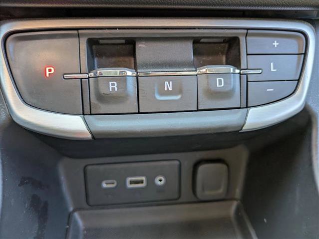 Used 2024 GMC Terrain SLE image 12