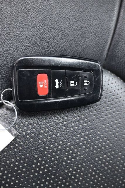 Used 2024 Toyota Camry XSE FWD image 25